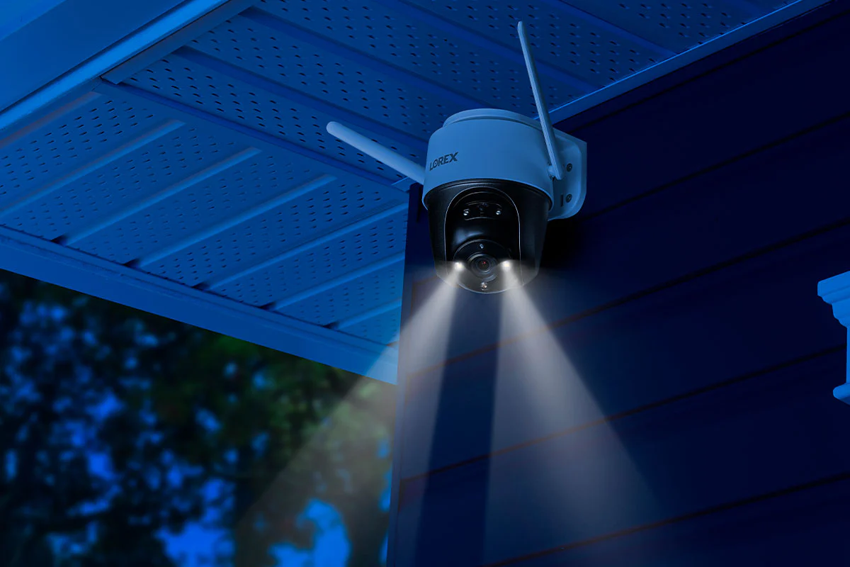 Lorex 2K Pan-Tilt Outdoor Wi-Fi Security Camera - Image 6