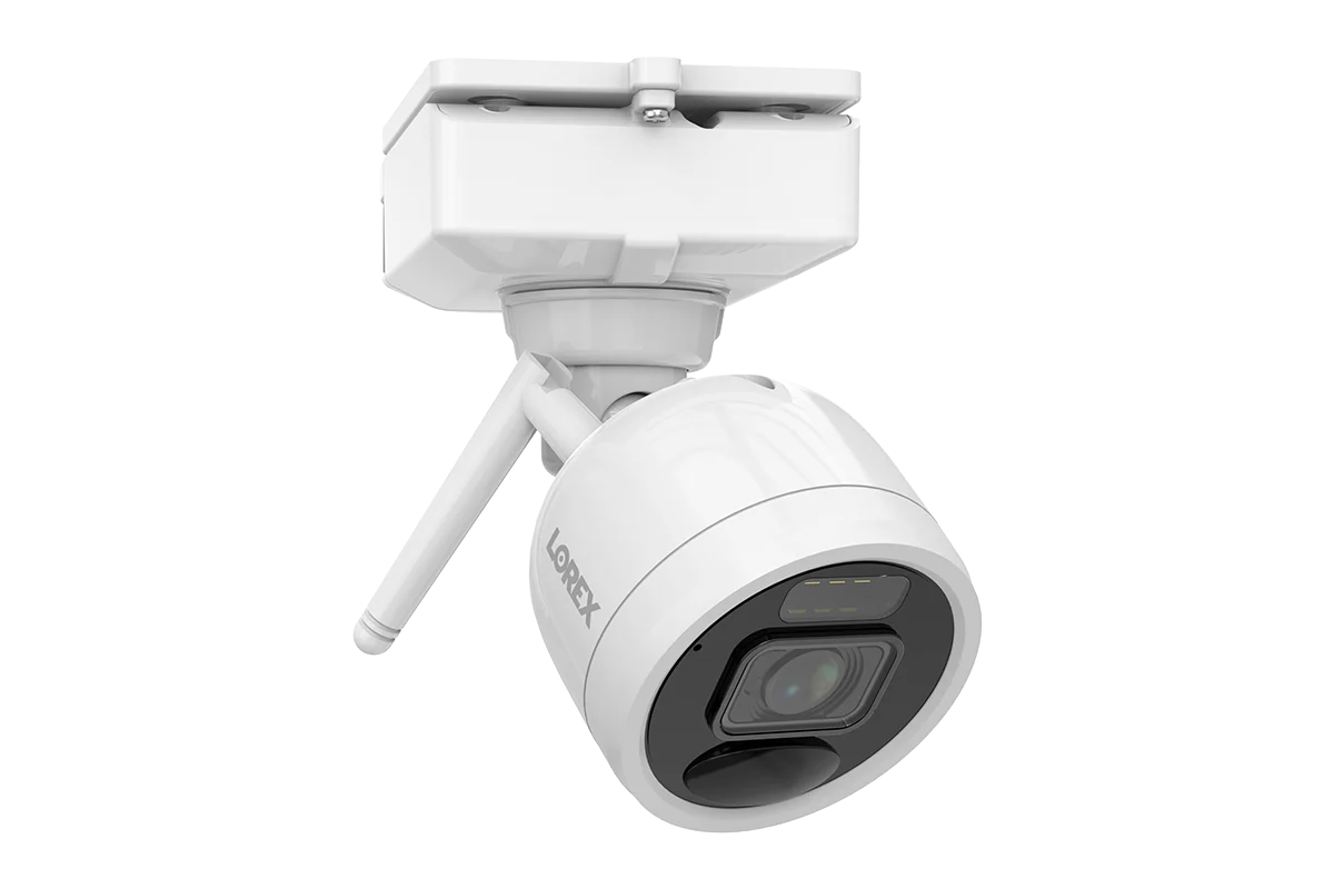 Lorex 2K 8-Channel 1TB NVR System with Four Outdoor Battery Security Cameras - Image 5